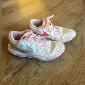 Nike Hyperquick SE Volleyball Shoes